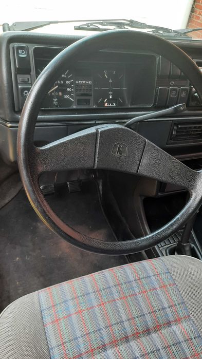 продавам vw caddy mk1