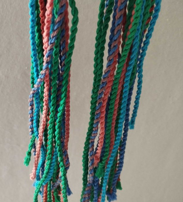 Комплект от три ръчно плетени гривни по избор