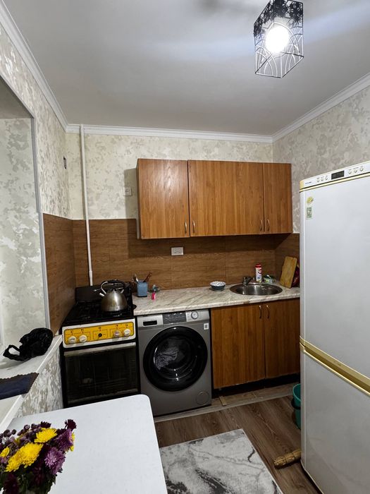 Сдается комната для двух студенток возле метро Буду Ирак йули