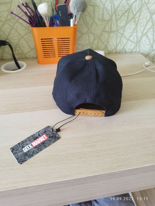 Бейсболка новая черная