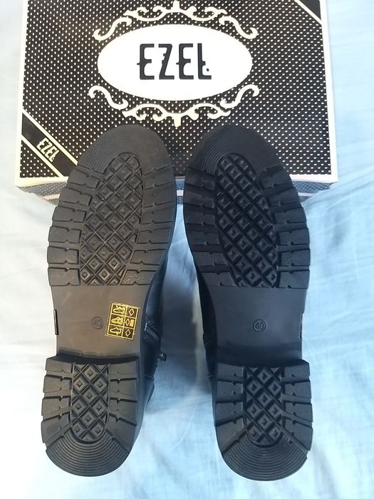 Дамски боти - номер 40