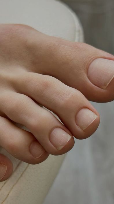 Мужской педикюр и маникюр.