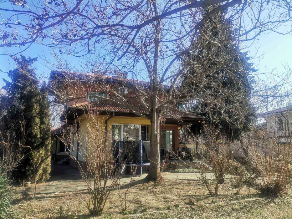 Продава се Къща в Пазарджик, Запад - 250 кв.м за 3400 €/кв.м - Снимка #4