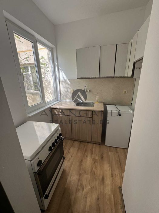 Продава се Едностаен апартамент в Пловдив, Тракия - 36 кв.м за 2000 €/кв.м - Снимка #3