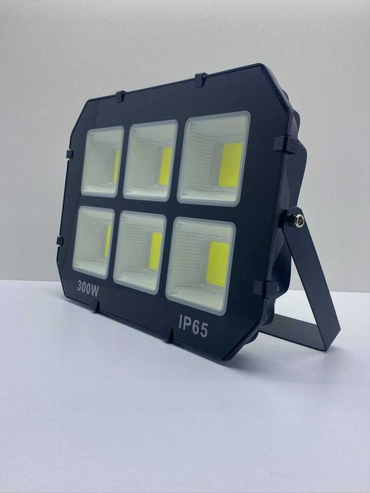Projektor Светодиодные LED Прожекторы  | LED yorug'lik chiroqlari