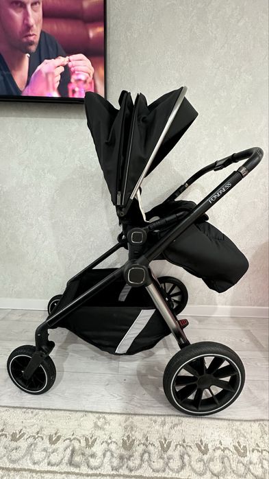 Продам коляску 2в1