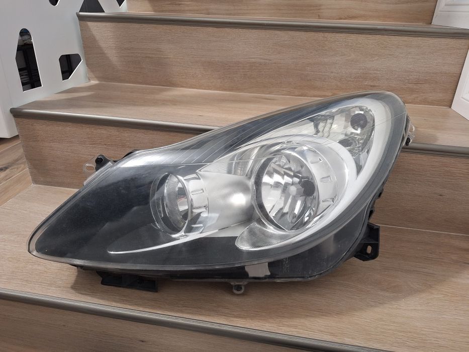 Far stanga opel corsa d