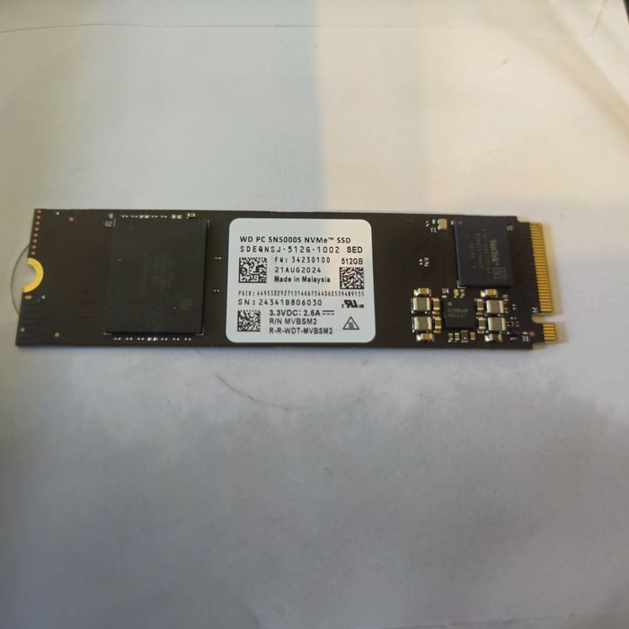 NVMe SSD WD 512GB M.2 (PCIe Gen4 x4)