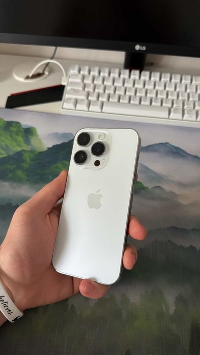 Iphone 14 pro silver