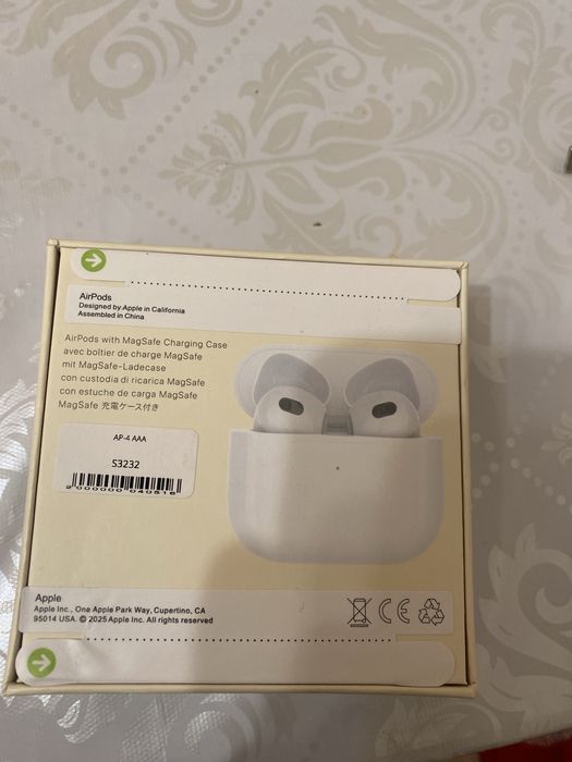 AirPods под оригинал срочно продам