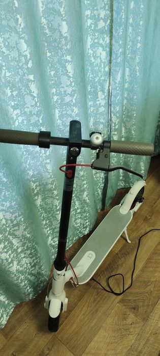 Продам электросамокат