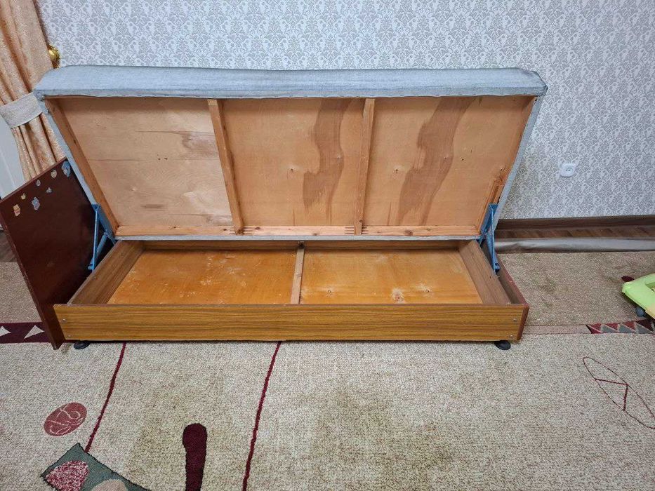 Кровать односпальная