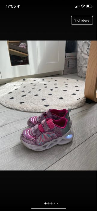 Adidas sketchers fete