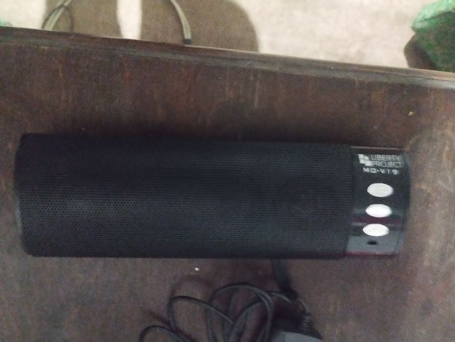 Калонка музыка...