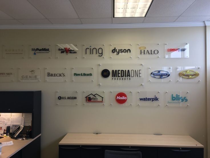 Reklama  /Реклама полиграфия объёмный буква, баннер, оракул, табличка.