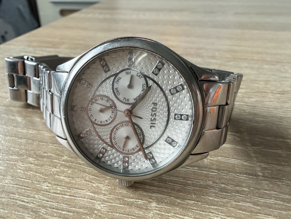 Дамски часовник Fossil BQ1560