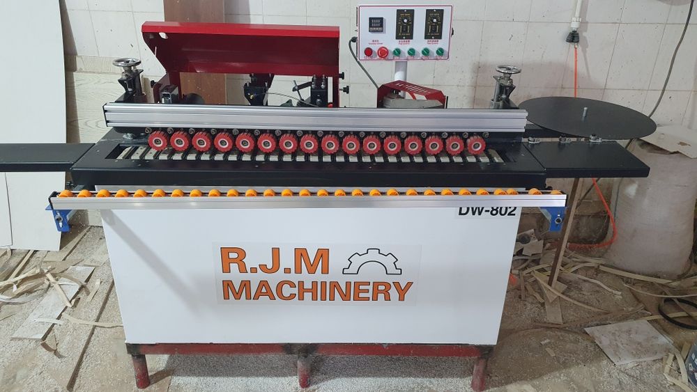 Кромкаоблицовочный аппарат