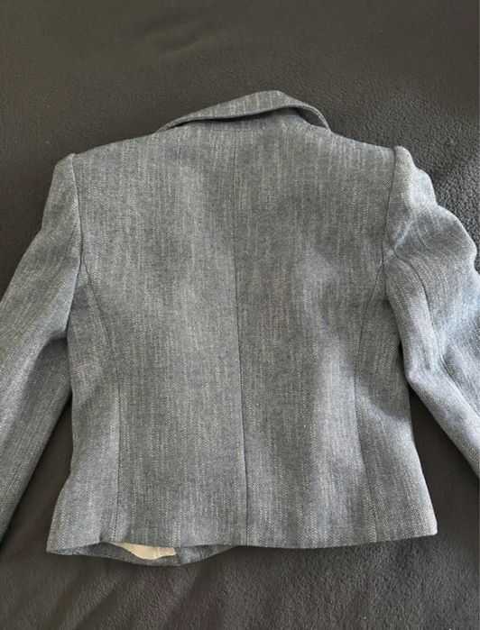 Blazer Zara cu eticheta