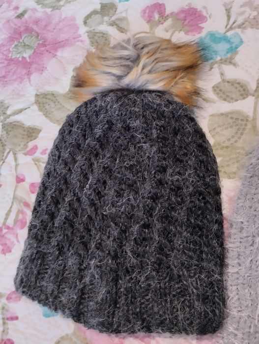 Шапки различни модели!