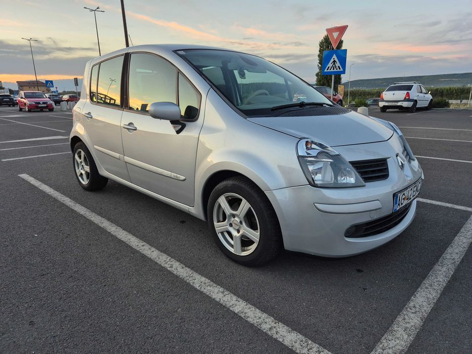 Vand Renault Modus Initiale Paris/ Piele/Incalzire scaune/ Clima