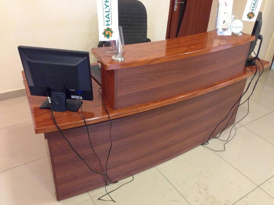 Офисная  мебель и