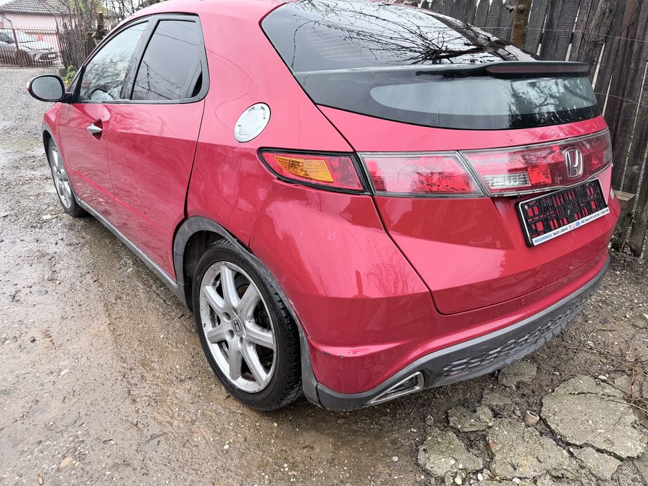 Honda Civic VIII 1.8 benzina