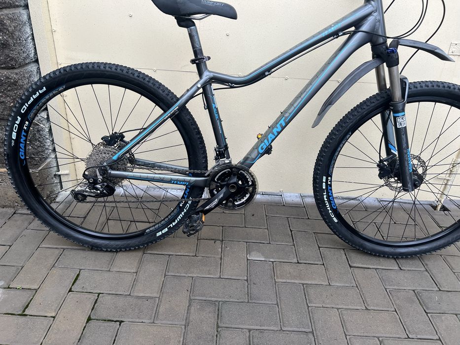 Велосипед  Giant temp 3  ( trek giant author centurion cube scott