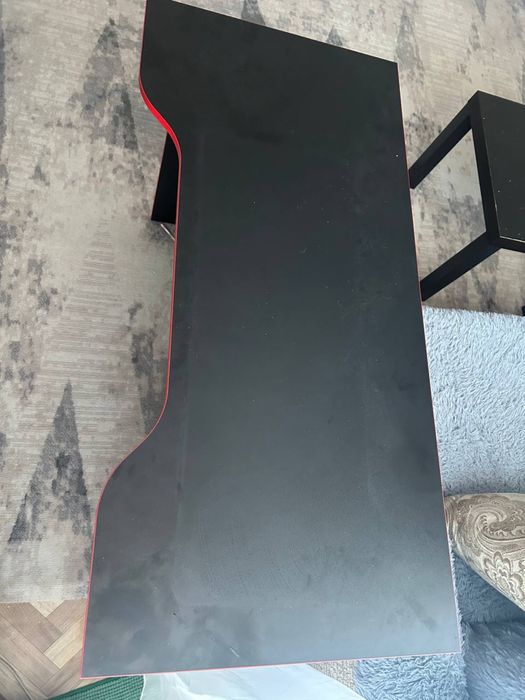 Стол компьютерный