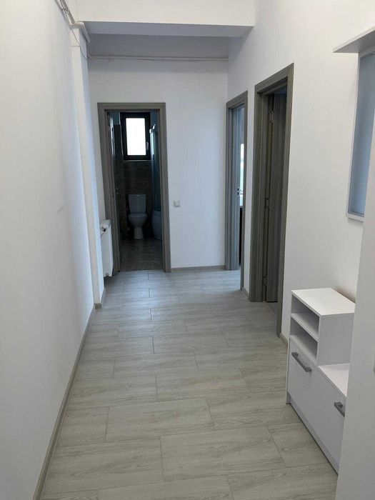 Apartament cu 3 camere si loc de parcare