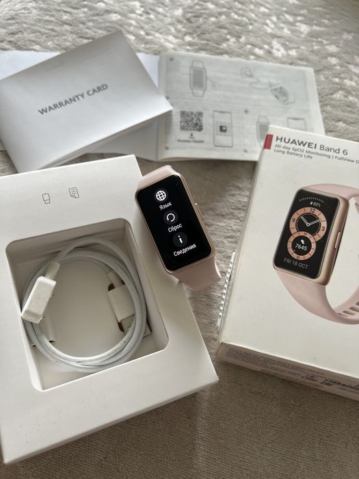 Смарт-часы Huawei band 6