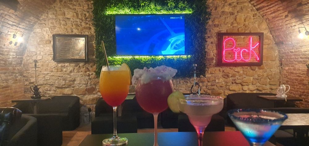 Inchiriem Bar Pub Cafenea pt Evenimente Cluj