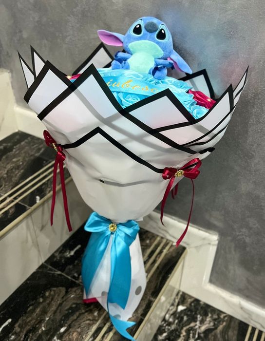 Buchet din satin cu stitch