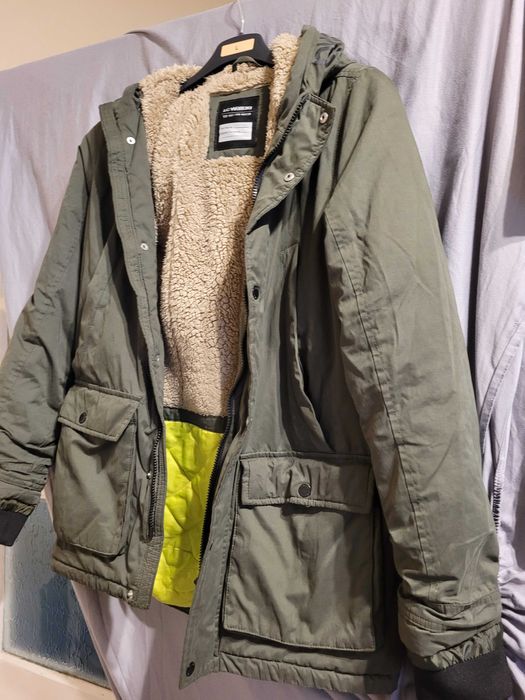 Geaca copii iarna, LC WAIKIKI, 13-14 ani ( 158-164cm ) culoarea verde.