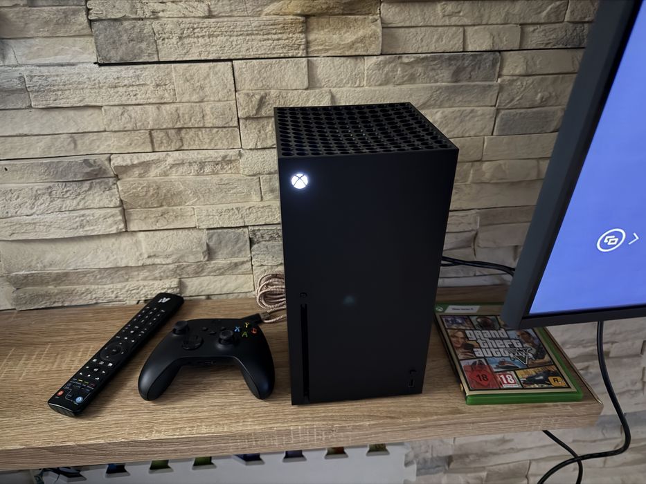 Xbox Series X + GTA 5