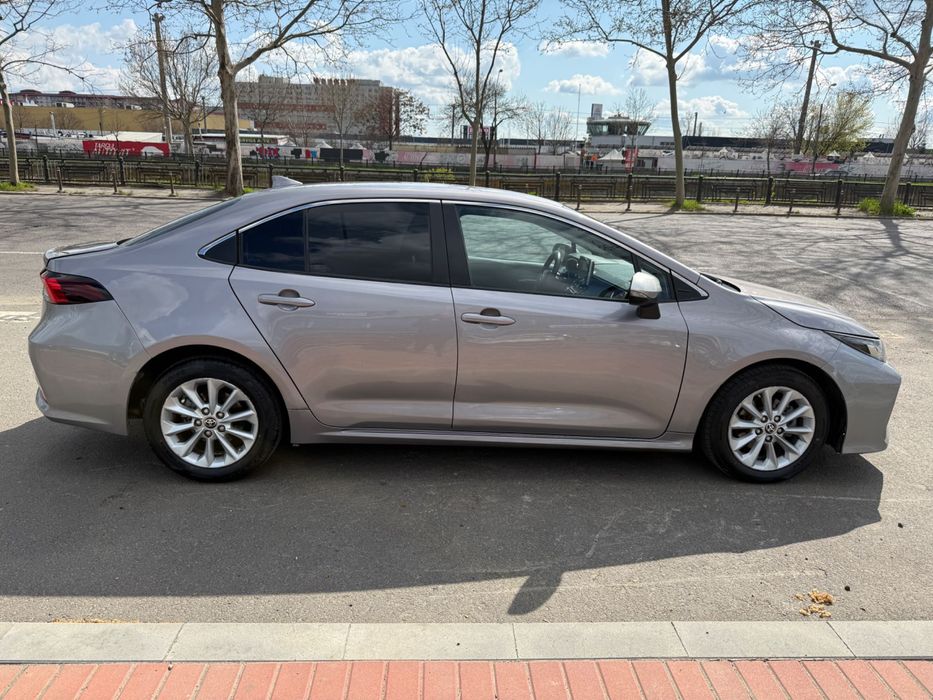 Toyota Corolla hybrid 2021