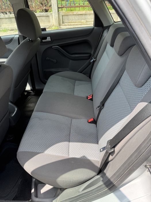 FORD Focus 2008 — imagine 5