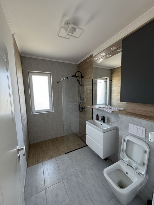 Inchiriez apartament cu 2 camere in Giroc zona ESO