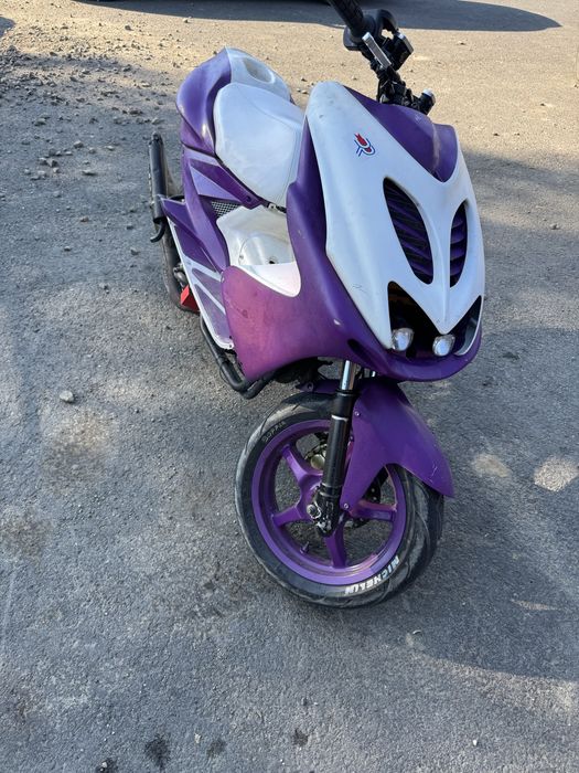 Yamaha aerox sport