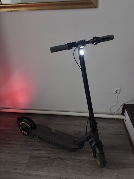 электросамокат Ninebot MAX G30