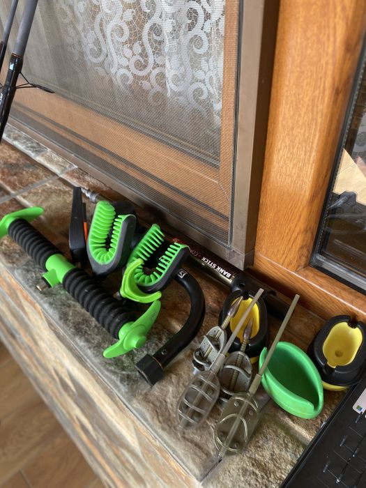 Echipament de pescuit la method feeder