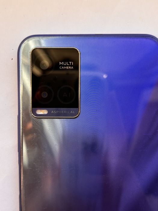 Телефон Vivo Y21 сатылады