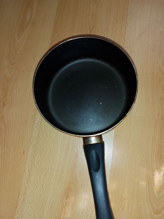 Тефлонов тиган с кошничка