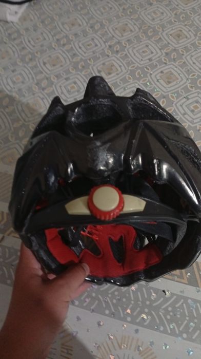 Продам велошлем старая