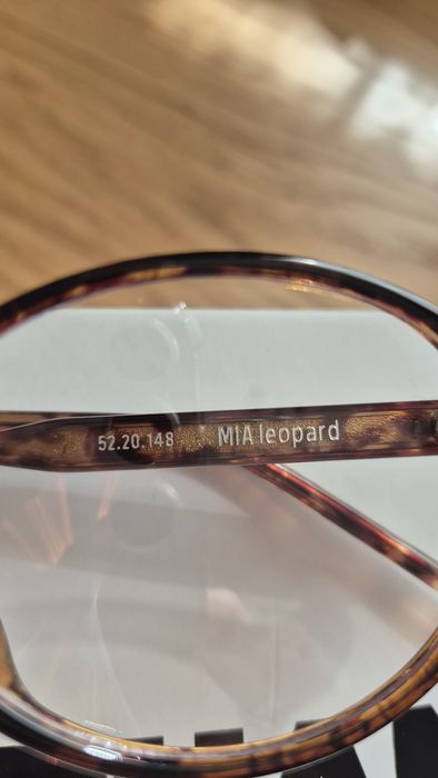 Оправа, модная, качественная