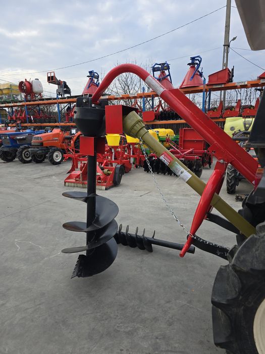 Burghiu agricol  tractor japonez