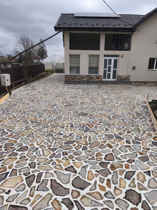 Piatra decorativa Oferim transport și montaj