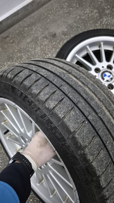 Vând set jante Bmw R17 style 32 225 45 r17