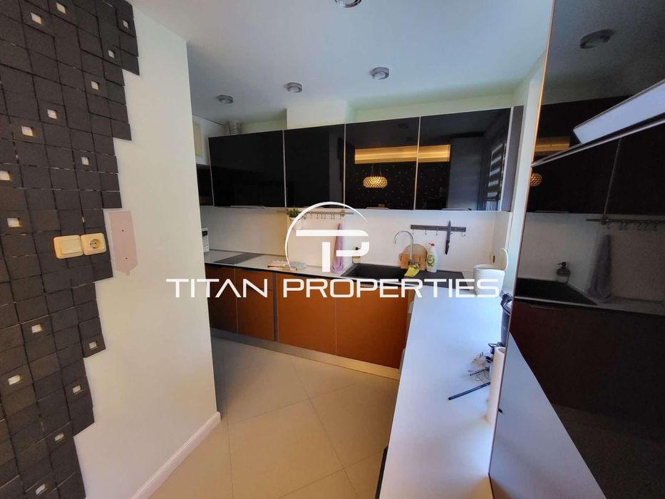 Дава се под наем Тристаен апартамент в Варна, Левски - 100 кв.м за 750 € - Снимка #2