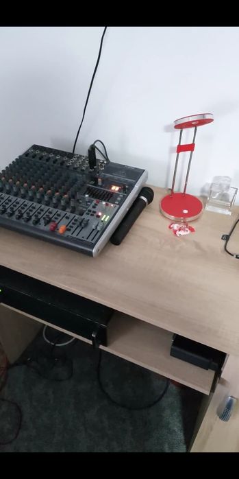 De vanzare mai multe detalii  la telefon