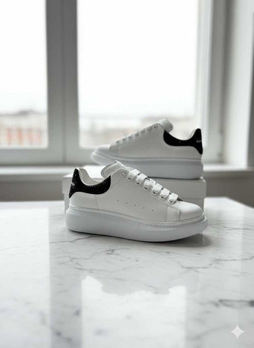 Adidasi Alexander McQueen Alb Pietricele - Full Box - Piele Naturala